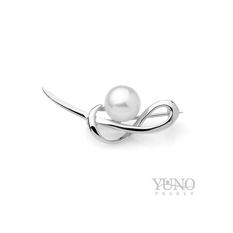 Brosche, 8-9mm Zuchtperle, weiß, Silber