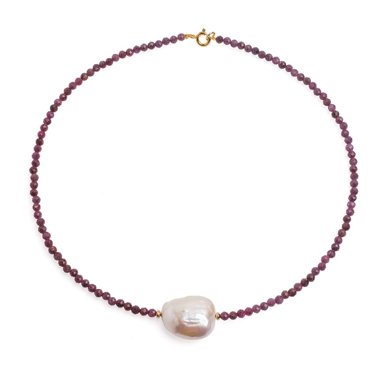 Collier mit weißer Baroque-Perle und Rubinen 3 mm , 43 cm, vergoldet